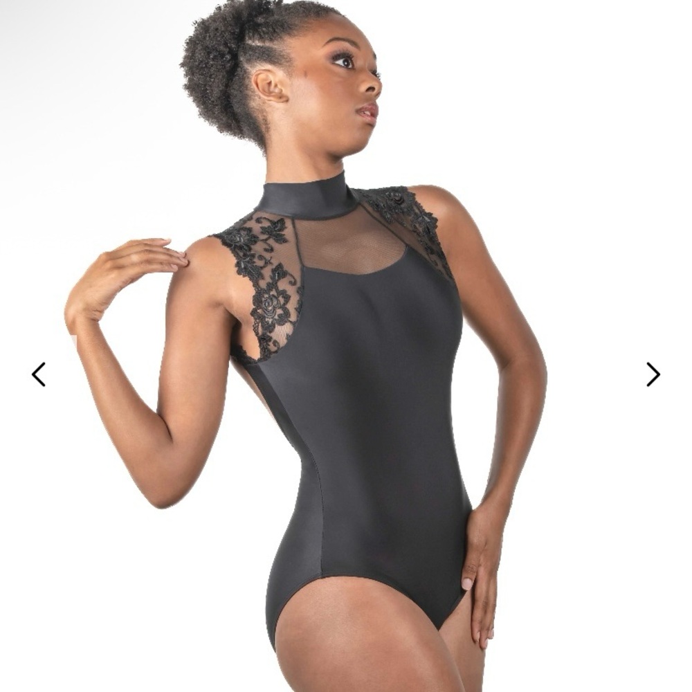 BALLET ROSA NWT Berenice Lace  Sleeve Bodysuit